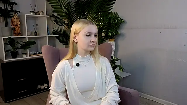 KrishnaSimmons online show from 11, 9, 2025