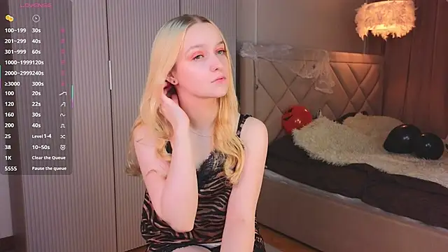 KrishnaSimmons online show from 31, 10, 2025