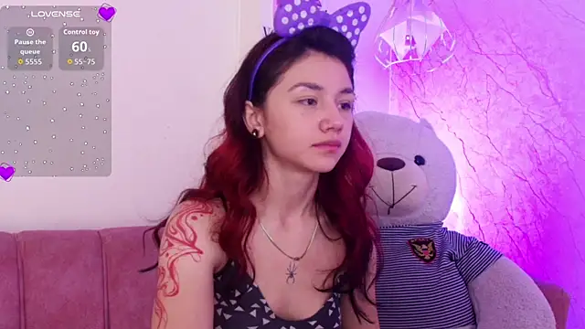 april bennett online show from 22, 10, 2025