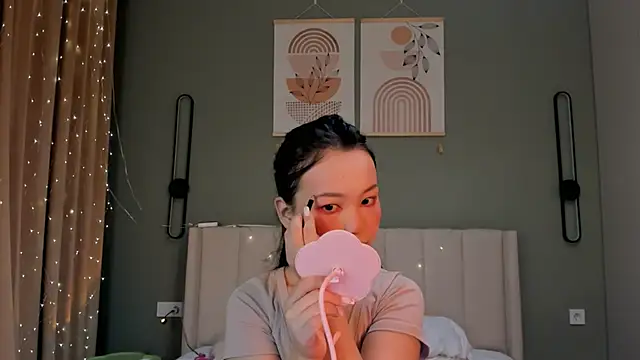 Snapshot of tokipokki chatting on 6, 11, 2025 tokipokki online show from 6, 11, 2025