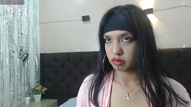 Snapshot of Dalila_Azhar chatting on 15, 9, 2025 Dalila Azhar online show from 15, 9, 2025