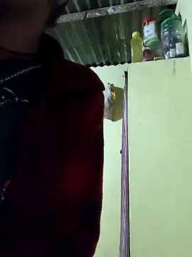 Snapshot of SweetKomal89 chatting on 13, 11, 2025 SweetKomal89 online show from 13, 11, 2025