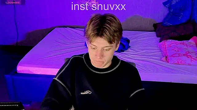 Snapshot of LouieEvans chatting on 2, 10, 2025 LouieEvans online show from 2, 10, 2025