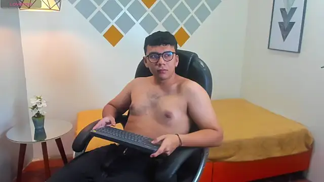 Snapshot of titanxero chatting on 7, 10, 2025 titanxero online show from 7, 10, 2025