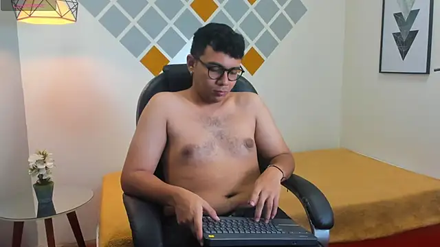 Snapshot of titanxero chatting on 8, 10, 2025 titanxero online show from 8, 10, 2025