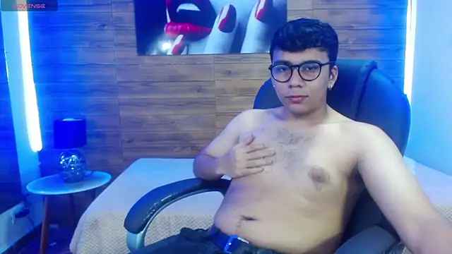 Snapshot of titanxero chatting on 27, 10, 2025 titanxero online show from 27, 10, 2025