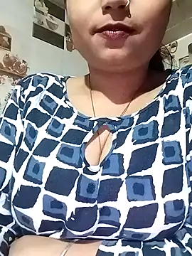 Hot-Pooja25 online show from 1, 2, 2026