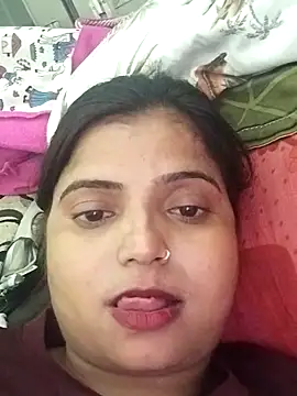 Snapshot of Hot-Pooja25 chatting on 8, 4, 2026 Hot-Pooja25 online show from 8, 4, 2026