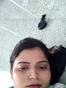 Snapshot of Hot-Pooja25 chatting on 13, 4, 2026 Hot-Pooja25 online show from 13, 4, 2026