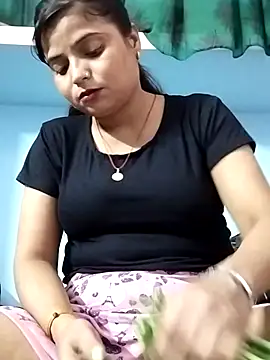 Snapshot of Hot-Pooja25 chatting on 25, 4, 2026 Hot-Pooja25 online show from 25, 4, 2026