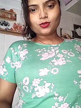 Snapshot of Hot-Pooja25 chatting on 28, 4, 2026 Hot-Pooja25 online show from 28, 4, 2026