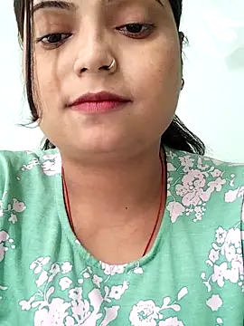 Snapshot of Hot-Pooja25 chatting on 7, 5, 2026 Hot-Pooja25 online show from 7, 5, 2026