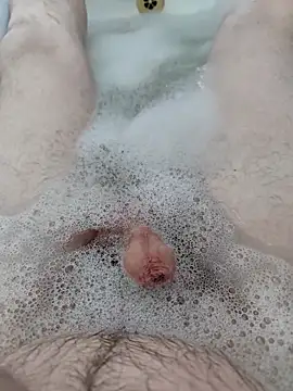 Snapshot of Treport84 chatting on 4, 4, 2026 Treport84 online show from 4, 4, 2026