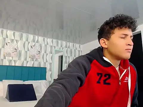 Axel savage online show from 30, 9, 2025