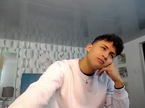 Axel savage online show from 7, 10, 2025