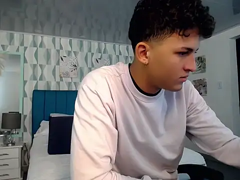 Axel savage online show from 8, 10, 2025