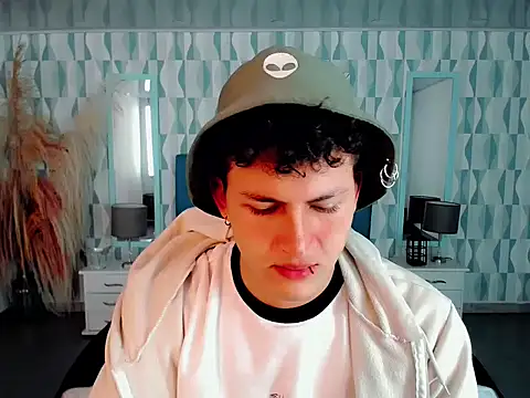 Axel savage online show from 31, 10, 2025