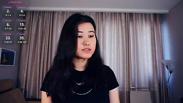 DebrahJungels online show from 18, 9, 2025