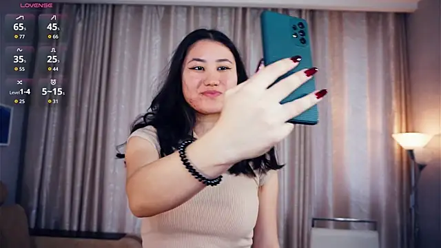 DebrahJungels online show from 25, 9, 2025