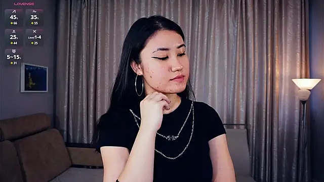 DebrahJungels online show from 11, 10, 2025