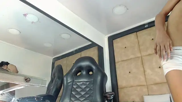 BrindyMichell online show from 16, 9, 2025