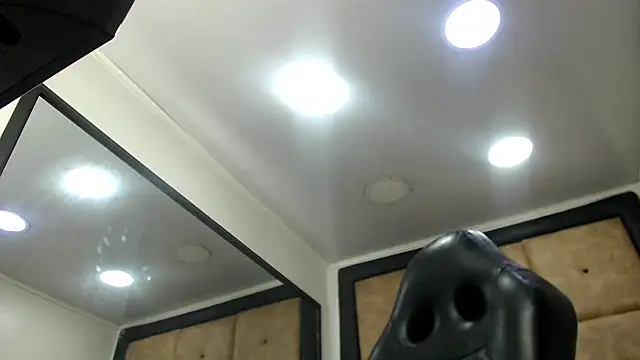 BrindyMichell online show from 18, 9, 2025