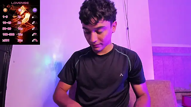 Snapshot of Austin_Cardieff_ chatting on 16, 9, 2025 Austin Cardieff  online show from 16, 9, 2025