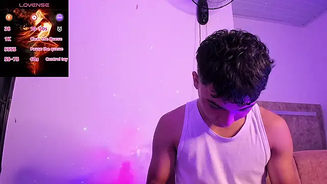 Snapshot of Austin_Cardieff_ chatting on 26, 9, 2025 Austin Cardieff  online show from 26, 9, 2025