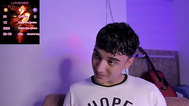 Snapshot of Austin_Cardieff_ chatting on 30, 9, 2025 Austin Cardieff  online show from 30, 9, 2025