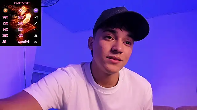 Snapshot of Austin_Cardieff_ chatting on 22, 10, 2025 Austin Cardieff  online show from 22, 10, 2025