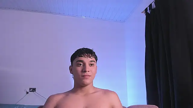 Snapshot of Austin_Cardieff_ chatting on 25, 10, 2025 Austin Cardieff  online show from 25, 10, 2025