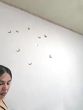 Snapshot of Daniela-rosee chatting on 1, 3, 2026 Daniela-rosee online show from 1, 3, 2026