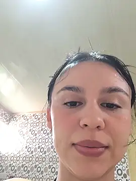 Snapshot of Daniela-rosee chatting on 3, 6, 2026 Daniela-rosee online show from 3, 6, 2026