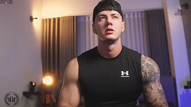 Snapshot of Thomas_Falcon chatting on 22, 10, 2025 Thomas Falcon online show from 22, 10, 2025