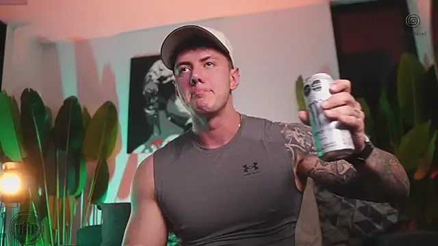 Snapshot of Thomas_Falcon chatting on 15, 11, 2025 Thomas Falcon online show from 15, 11, 2025