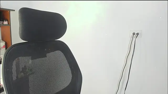 Snapshot of SofiaBermudez chatting on 20, 10, 2025 SofiaBermudez online show from 20, 10, 2025