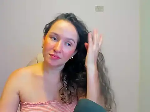 Snapshot of butterflyfree1 chatting on 30, 9, 2025 butterflyfree1 online show from 30, 9, 2025