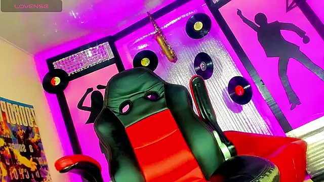 Alondra Campbell online show from 17, 10, 2025