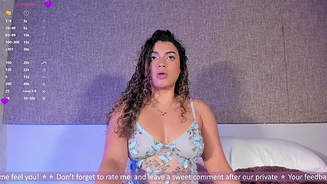 Salomeferreira  online show from 18, 10, 2025