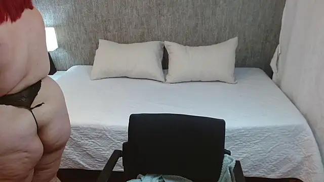 Cristhin  online show from 25, 9, 2025