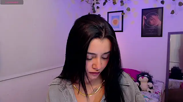 MarilynWhite  online show from 13, 10, 2025