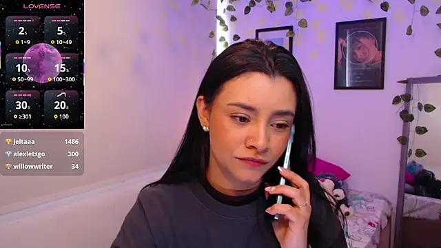 MarilynWhite  online show from 17, 10, 2025