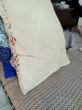 Colege girl  online show from 21, 10, 2025