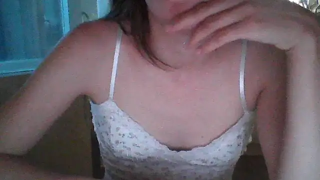 Snapshot of Avoriaa chatting on 2, 7, 2026 Avoriaa online show from 2, 7, 2026