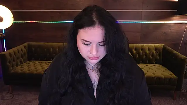 Snapshot of SerahMirabeli chatting on 10, 9, 2025 SerahMirabeli online show from 10, 9, 2025