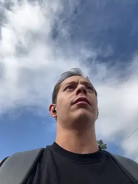 Snapshot of dimitryivanovv chatting on 10, 9, 2025 dimitryivanovv online show from 10, 9, 2025