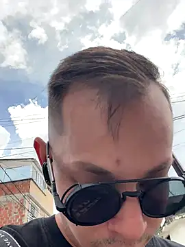 Snapshot of dimitryivanovv chatting on 12, 9, 2025 dimitryivanovv online show from 12, 9, 2025