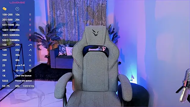 FlexyFox online show from 18, 12, 2025