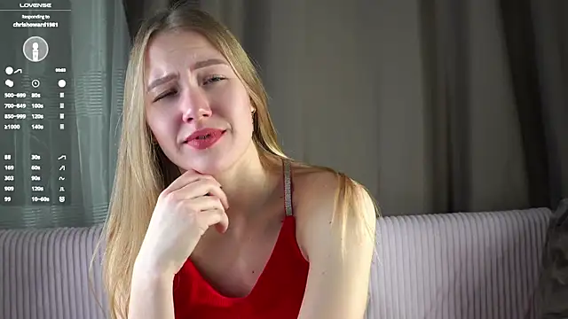 Snapshot of AlbaMesick chatting on 13, 4, 2026 AlbaMesick online show from 13, 4, 2026