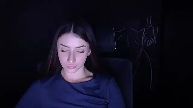 AlisaBubbles online show from 8, 10, 2025